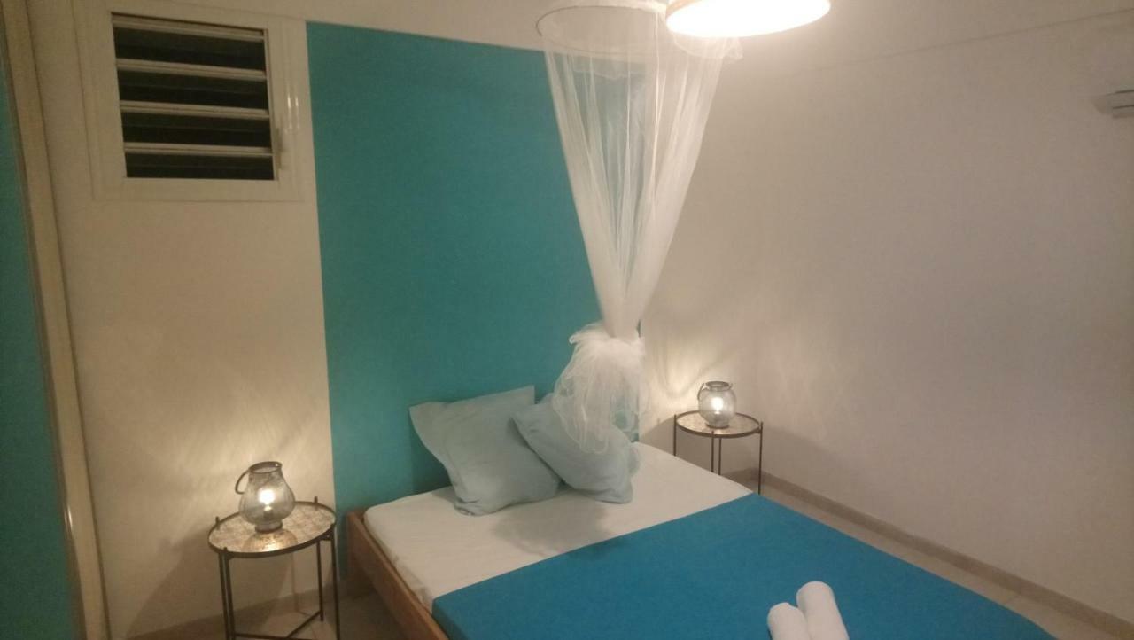 La Kay'Loulou Avec Spa Et Piscine Saint-Pierre Luaran gambar